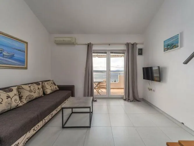 Holiday Apartment Maestral 크리크베니카