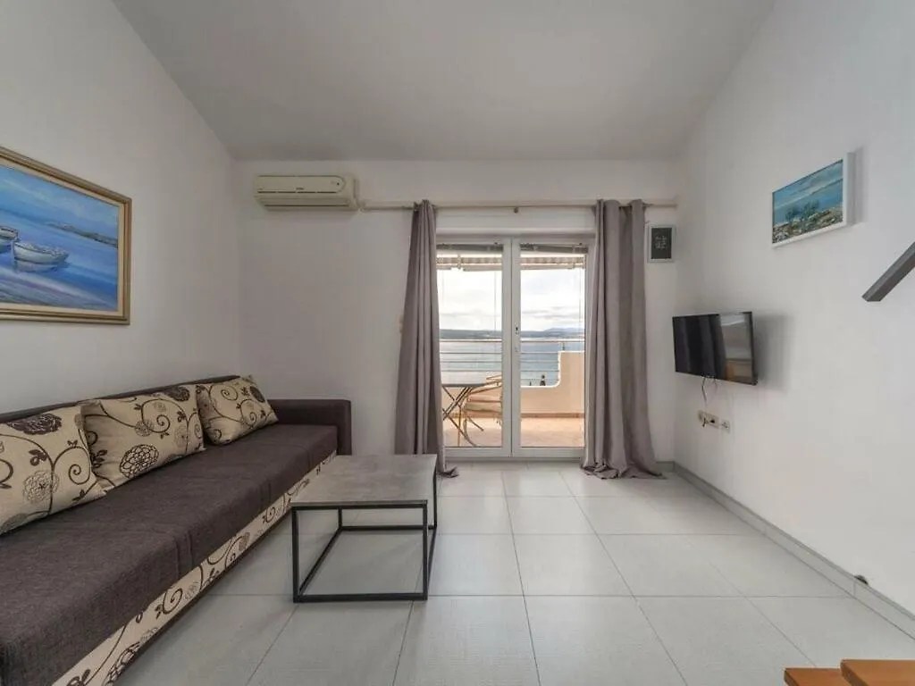 Holiday Apartment Maestral 크리크베니카